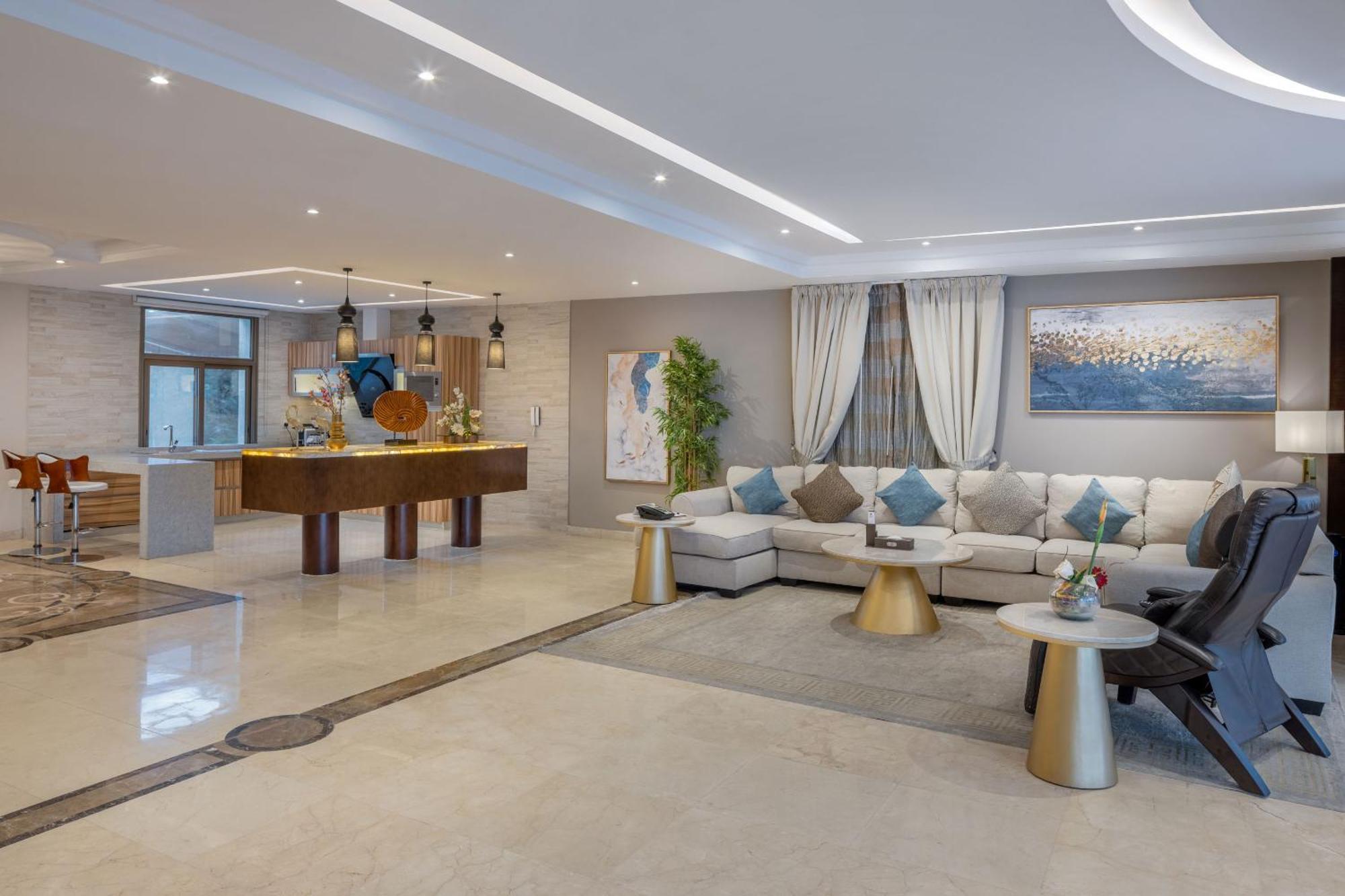 Braira Al Azizya Hotel & Resort Αλ Κομπάρ Εξωτερικό φωτογραφία