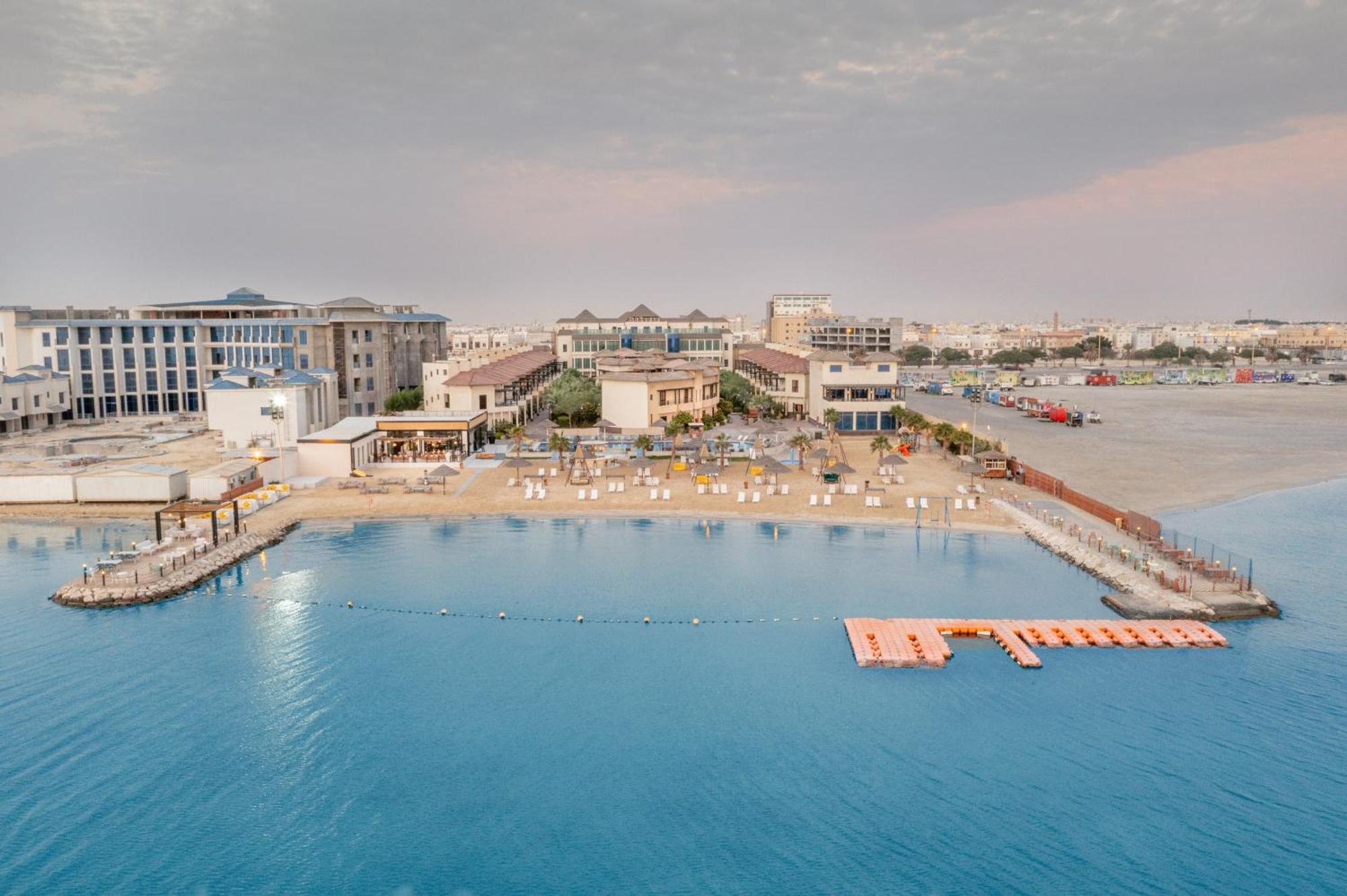 Braira Al Azizya Hotel & Resort Αλ Κομπάρ Εξωτερικό φωτογραφία